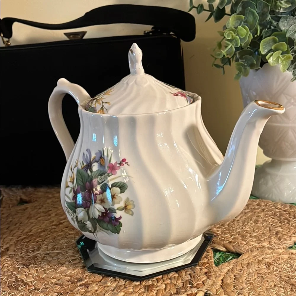 White and Purple floral Ceramic Tea pot